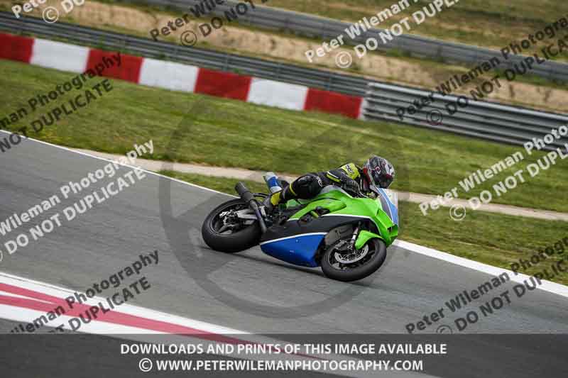 cadwell no limits trackday;cadwell park;cadwell park photographs;cadwell trackday photographs;enduro digital images;event digital images;eventdigitalimages;navarra;no limits trackdays;peter wileman photography;racing digital images;trackday digital images;trackday photos